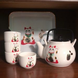 Vintage Japanese Lucky Cat Tea Set